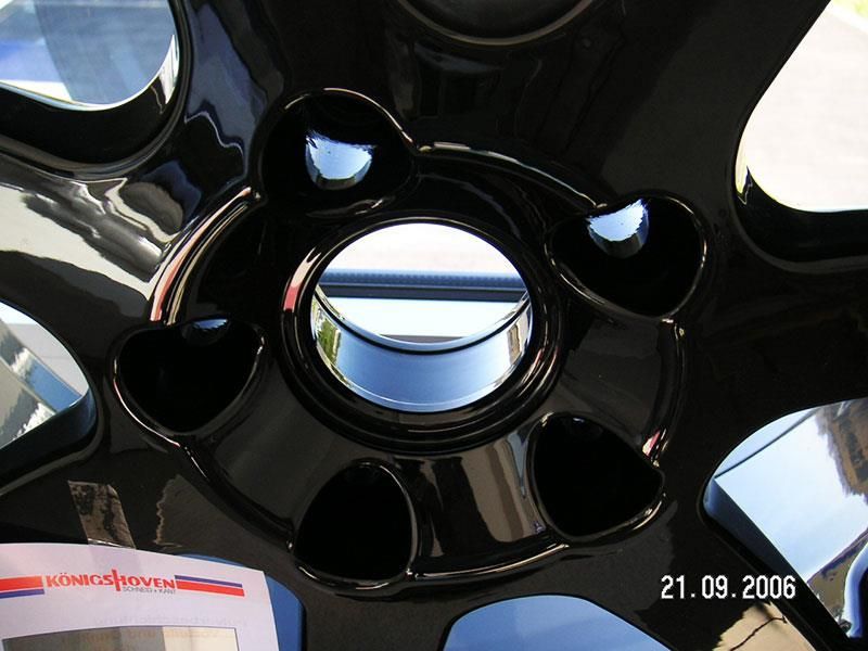 Ein Bild von einem schwarzen Rad wurde am 21.09.2006 aufgenommen