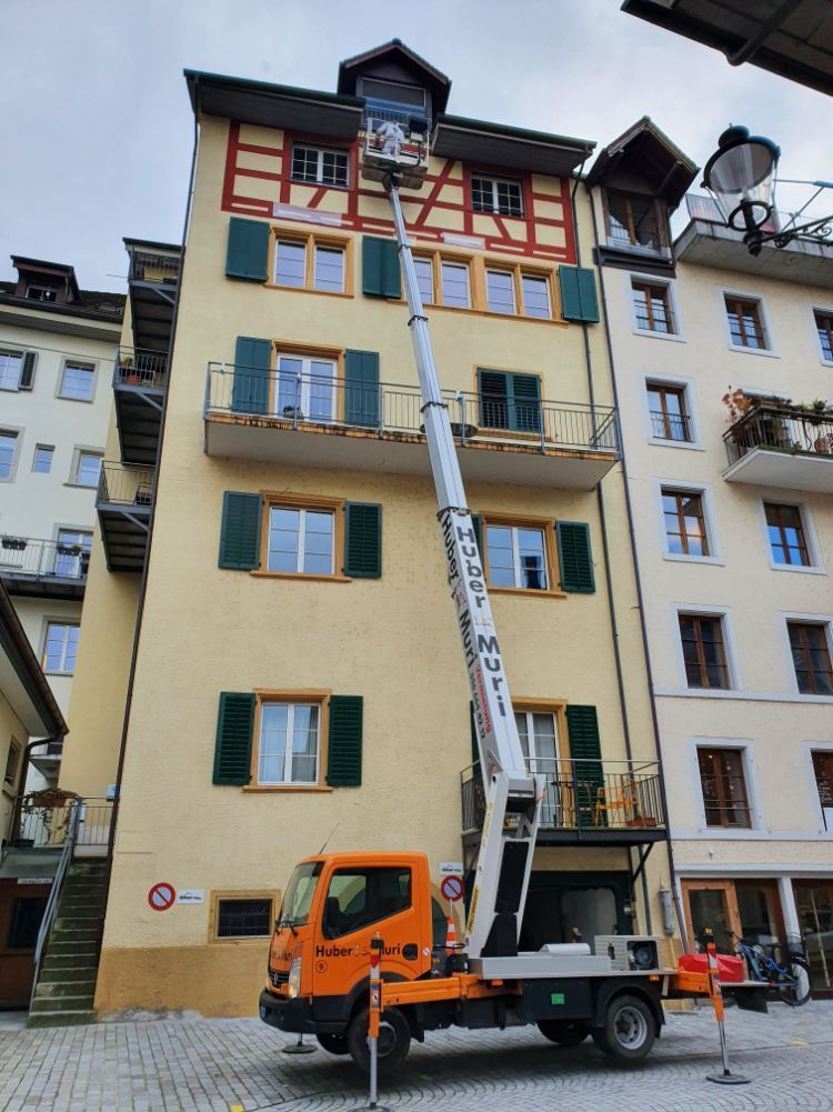 Malerarbetien - Erni AG Baumalerei und Spritzwerk - Bremgarten