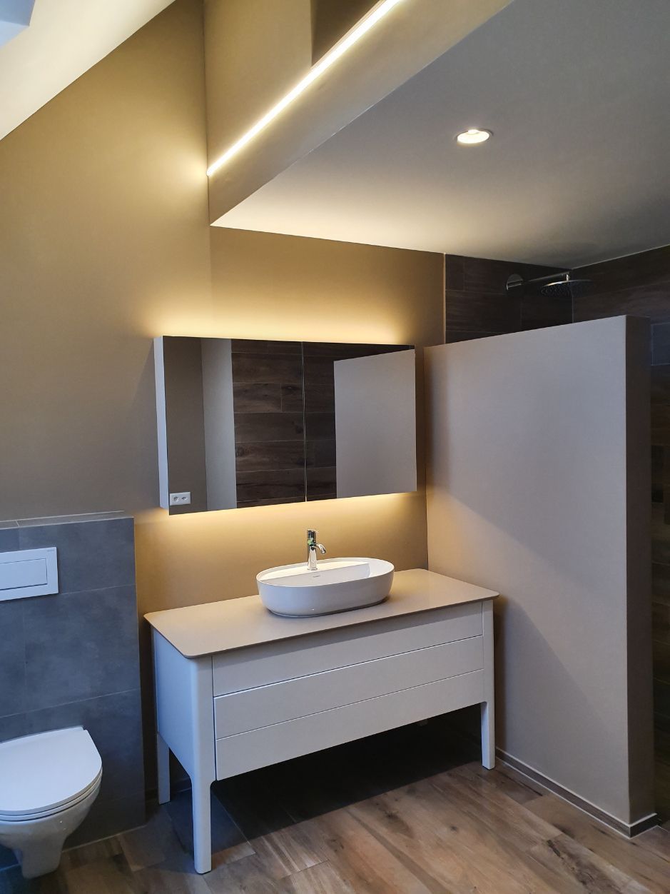 Malerarbeiten - Erni AG Baumalerei und Spritzwerk - Bremgarten