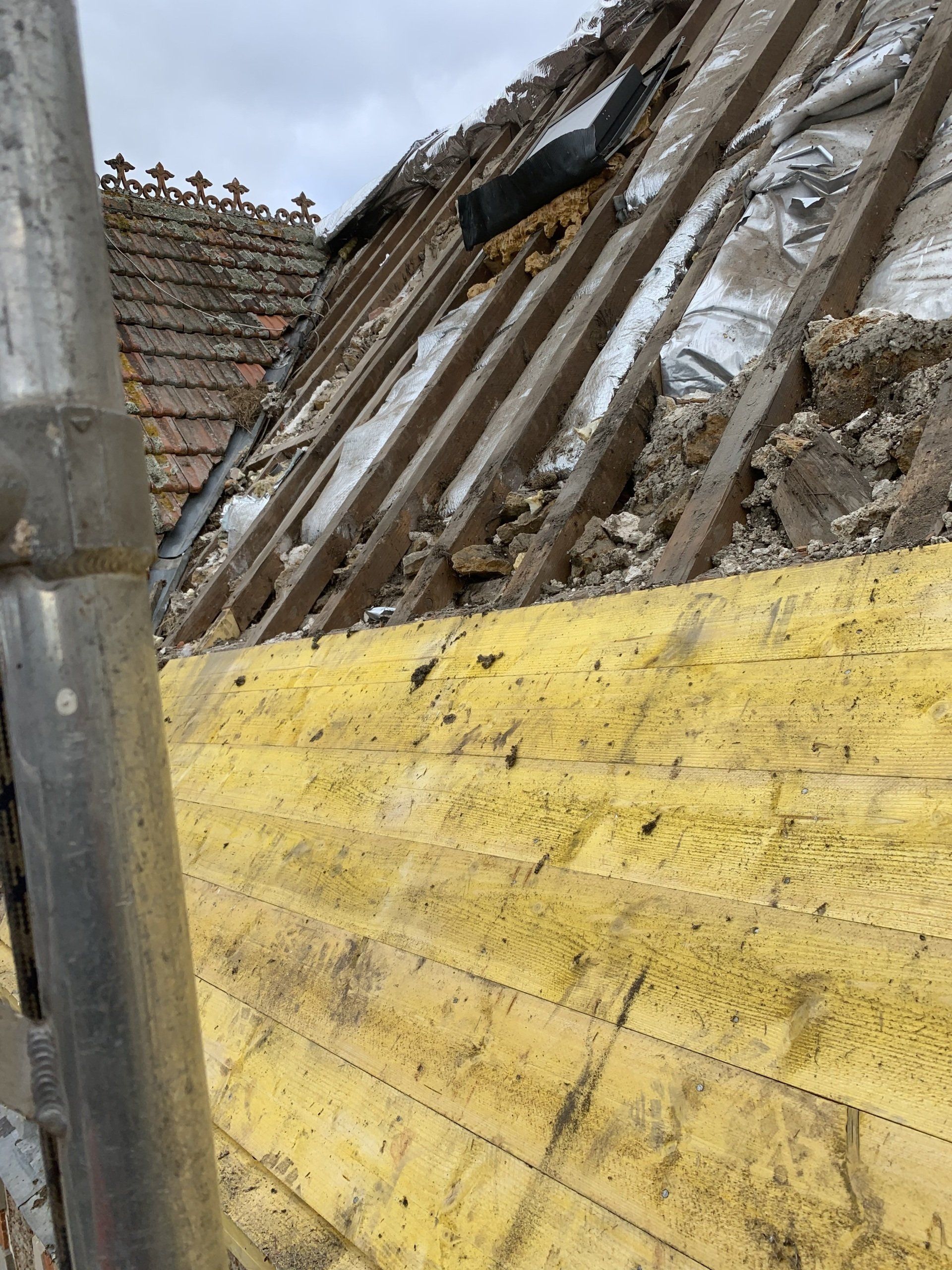 Chantier toiture bois