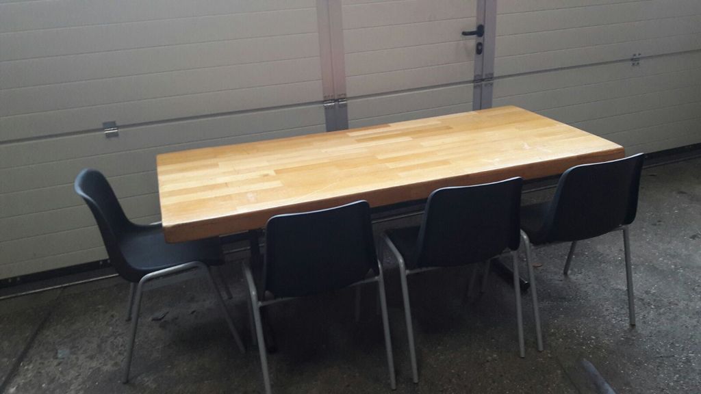 Zelt Material - Hofer & Häni AG in Biel/Bienne