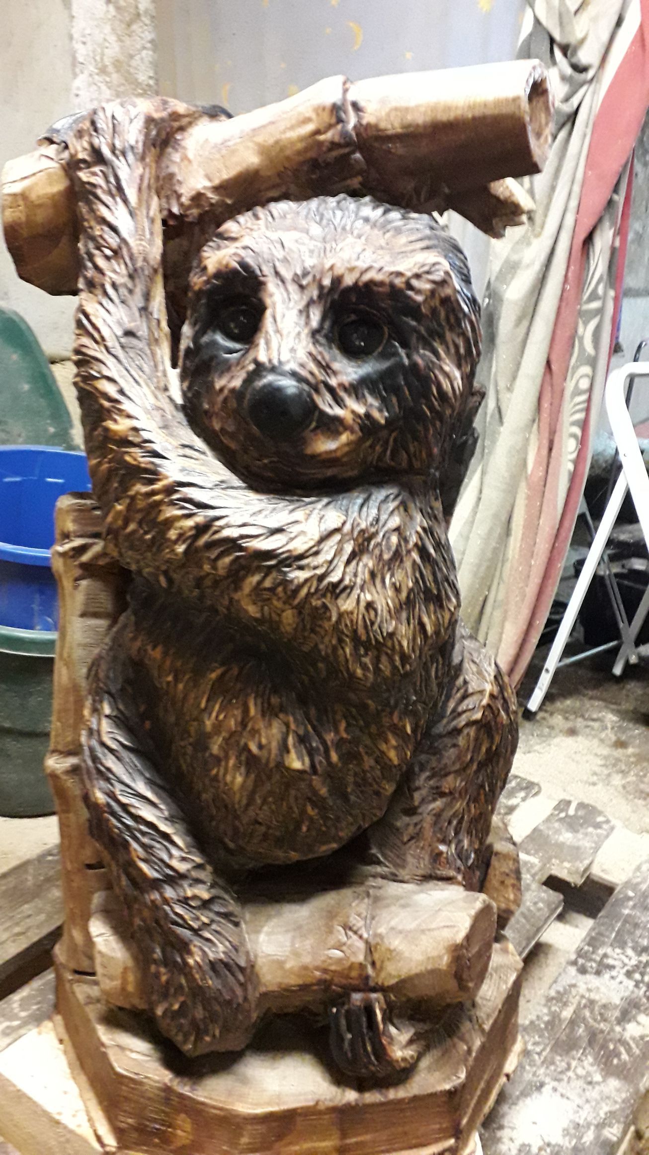 Holzskulptur Faultier