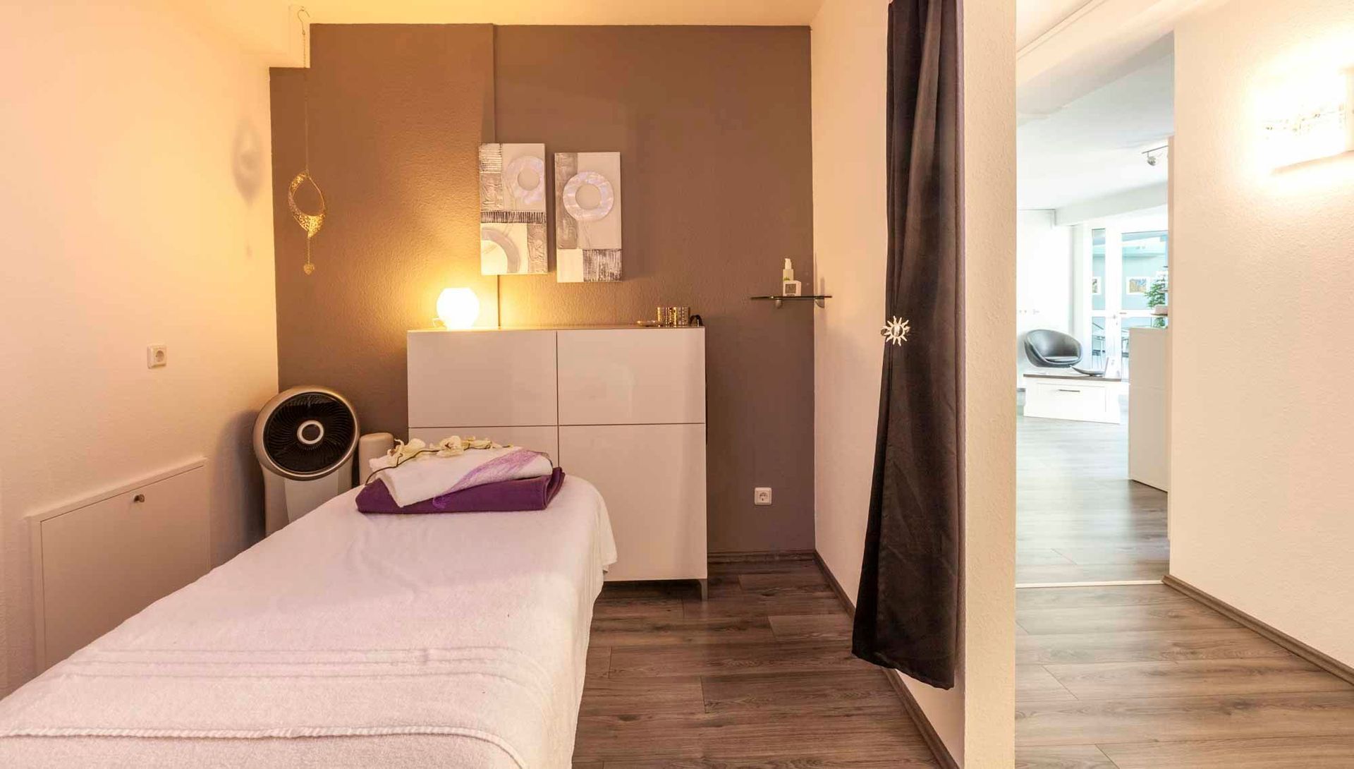 Behandlungsraum in der Beauty & Wellness Lounge