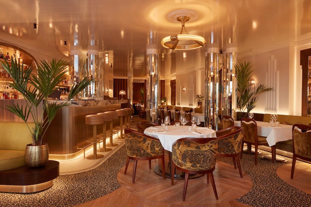 Salon élégant d’hôtel