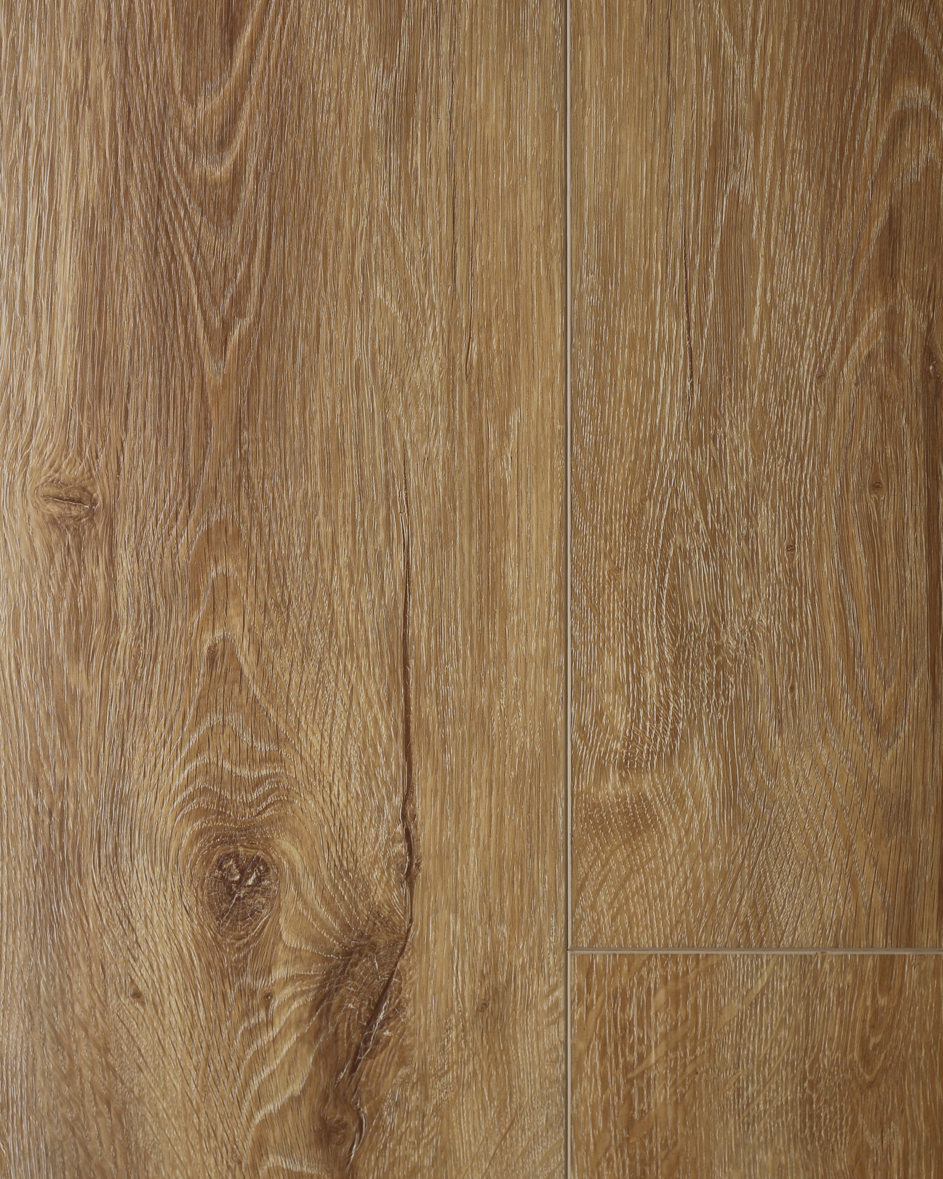 Texture de grain de bois brun clair avec des planches verticales
