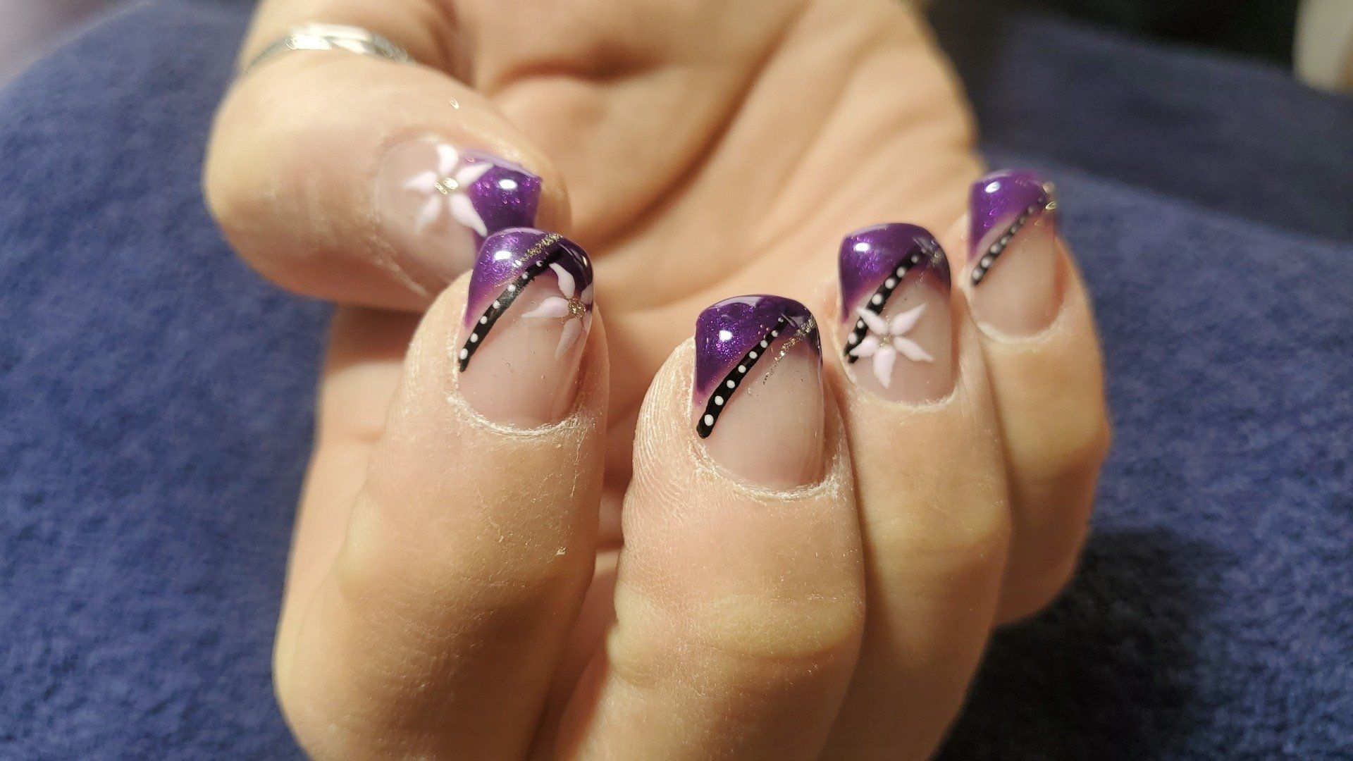 Nail Art violet