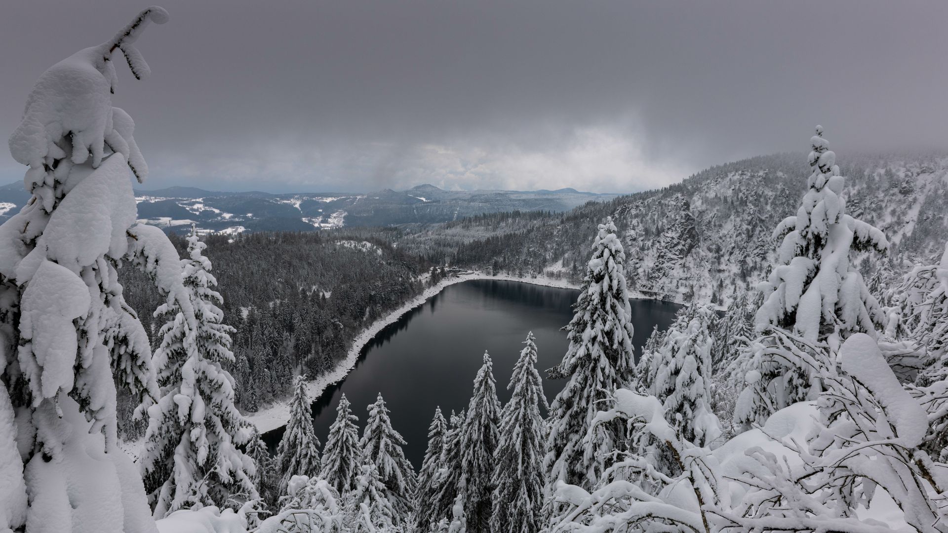 Le Lac Blanc sous la neige