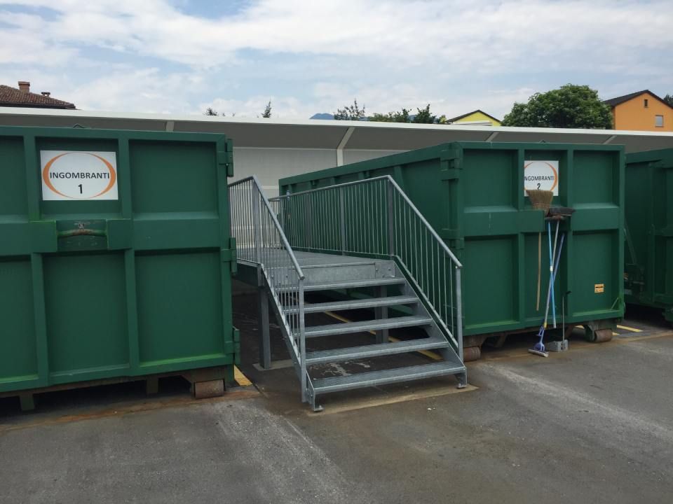 scale in metallo per esterni