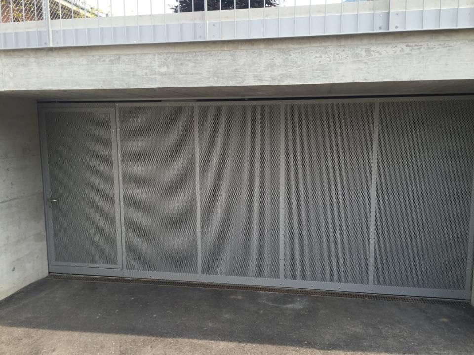 portone per garage condominiale