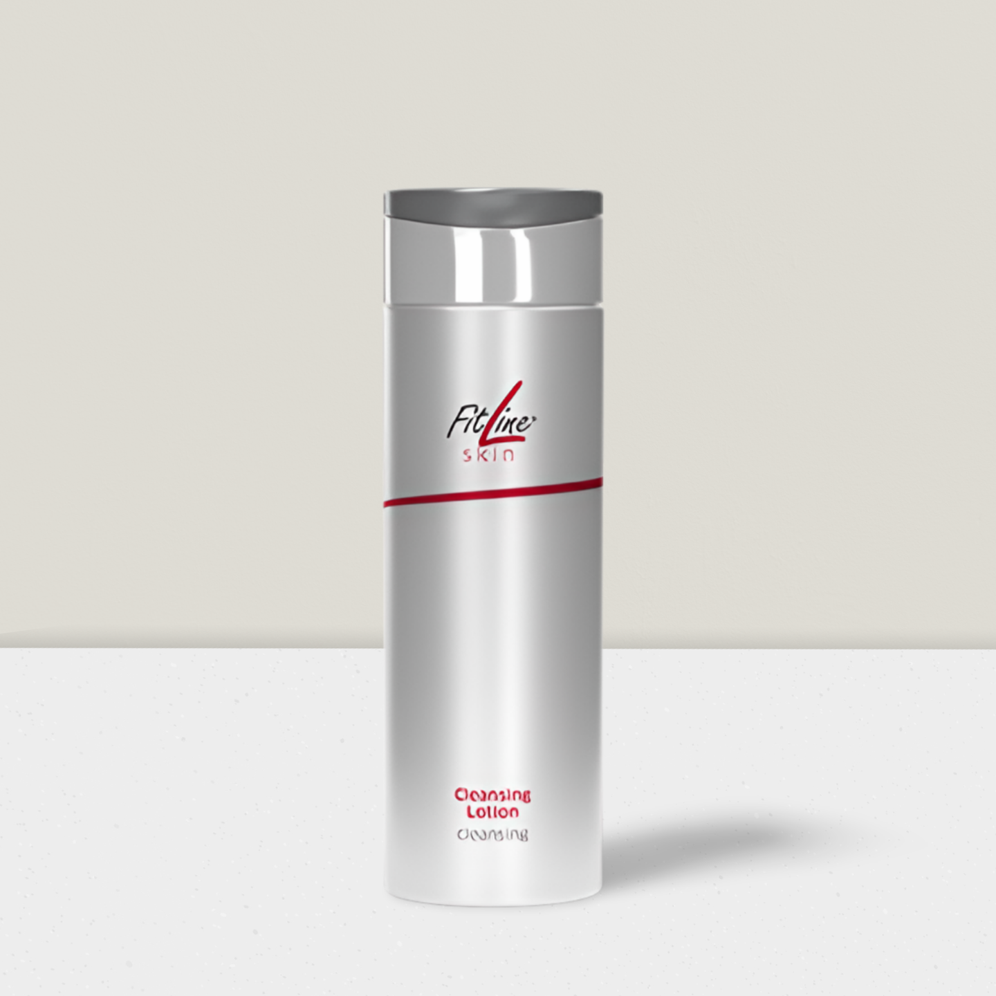 Weiße, zylindrische Flasche mit silbernem Verschluss und hellgrauem, geschwungenem Design.