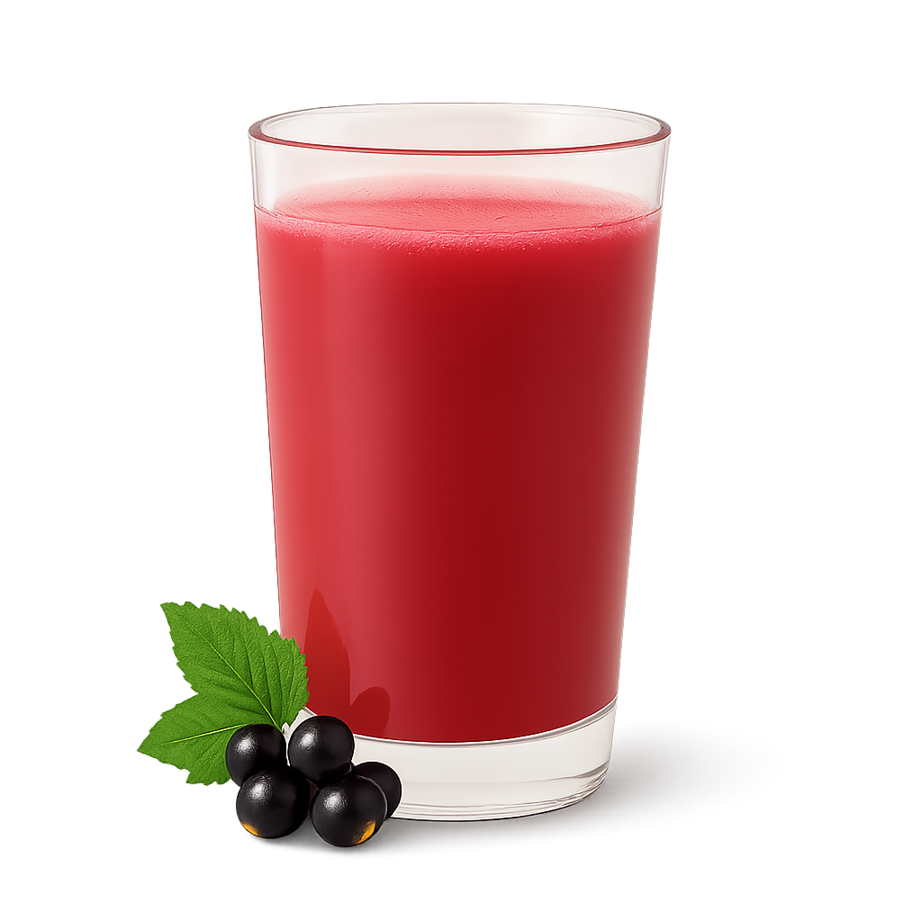 Ein Glas dunkelroter Saft mit schwarzen Johannisbeeren und grünem Blattgemüse.