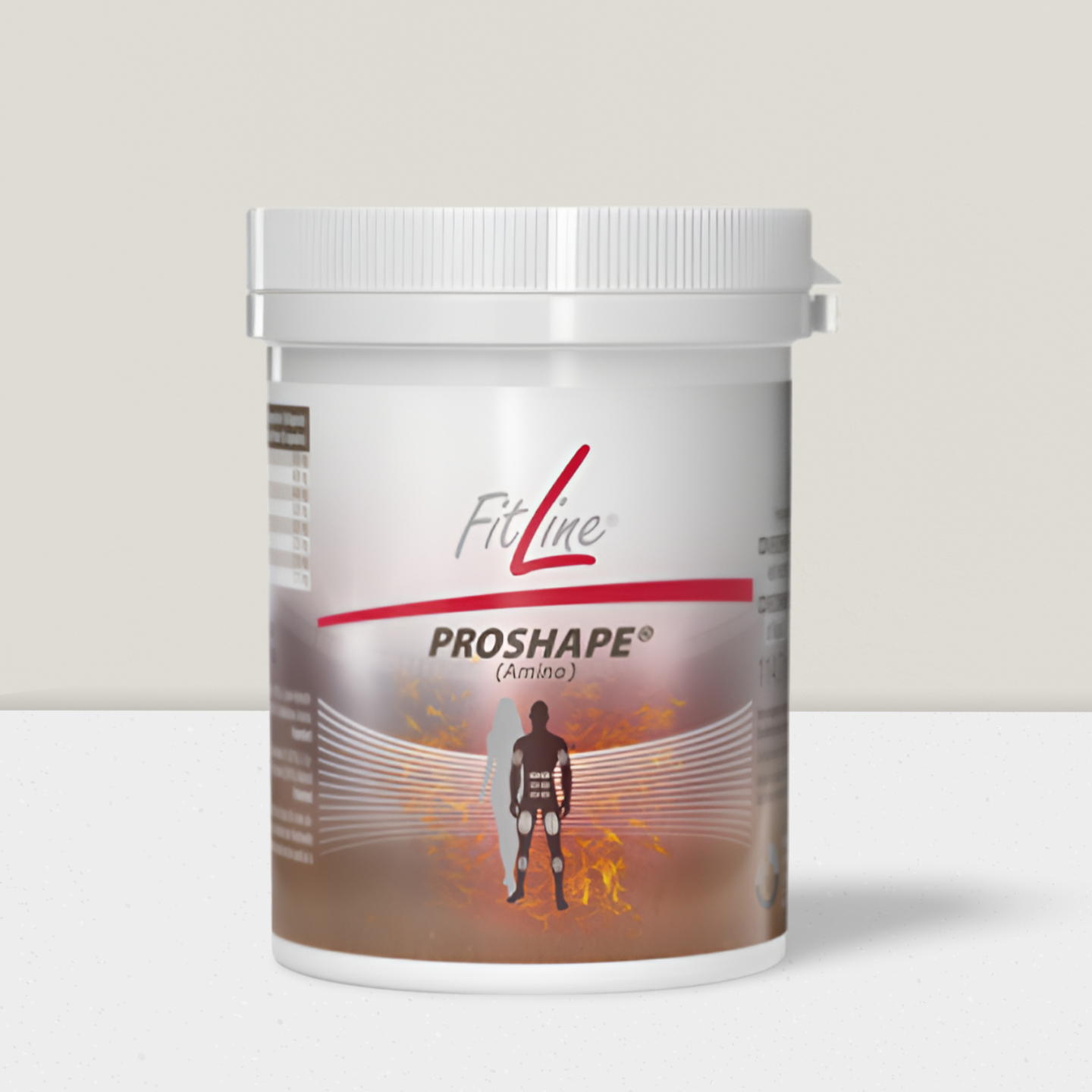 Packung mit dem Nahrungsergänzungsmittel „FitLine Basics“ mit Früchten, Gemüse und einem Spritzer Saft.