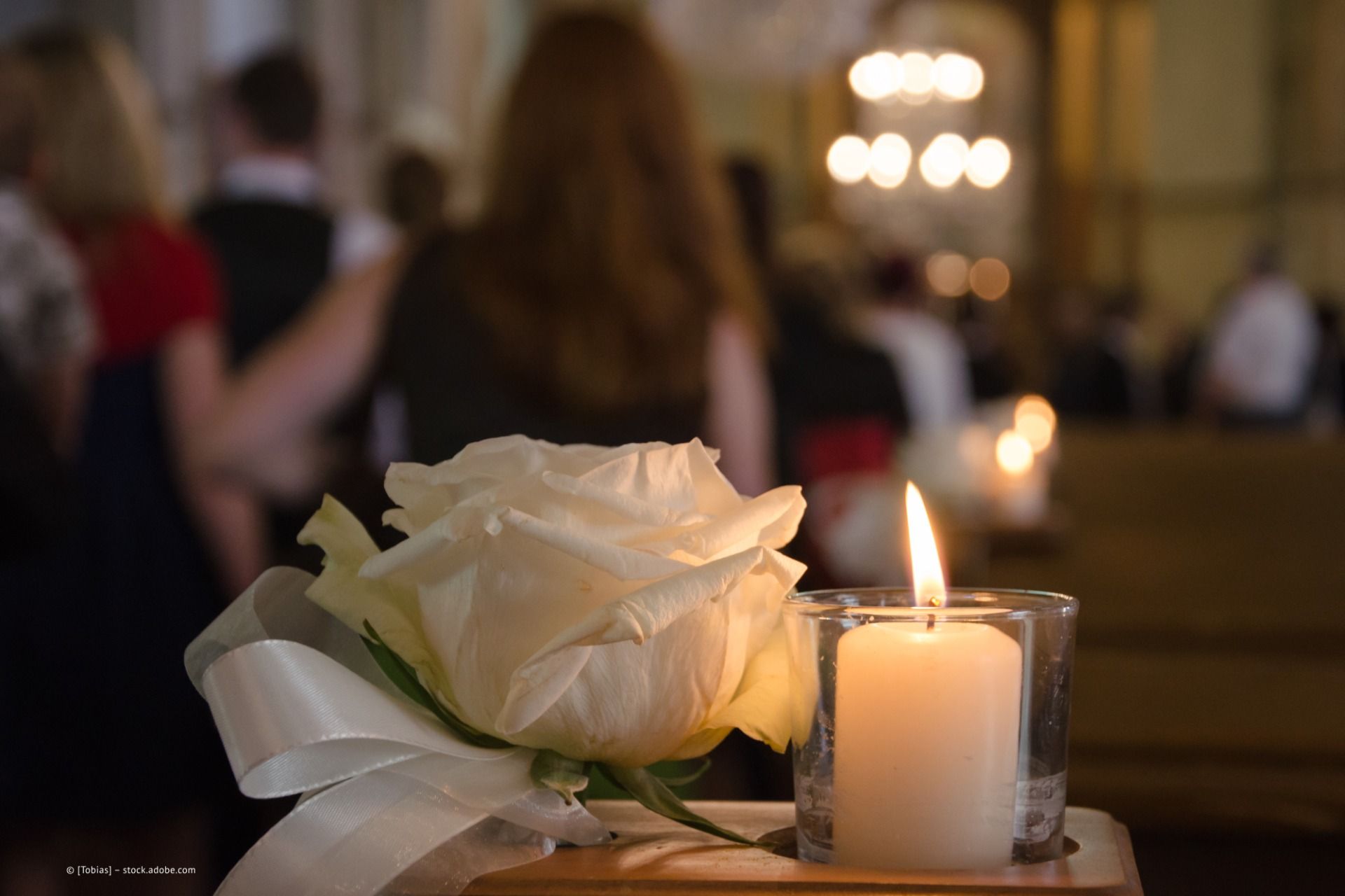 Dekoration für Trauerfeier