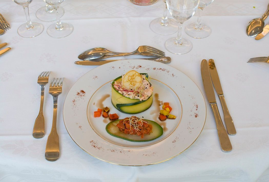 Courgette roulée avec un tartare de thon