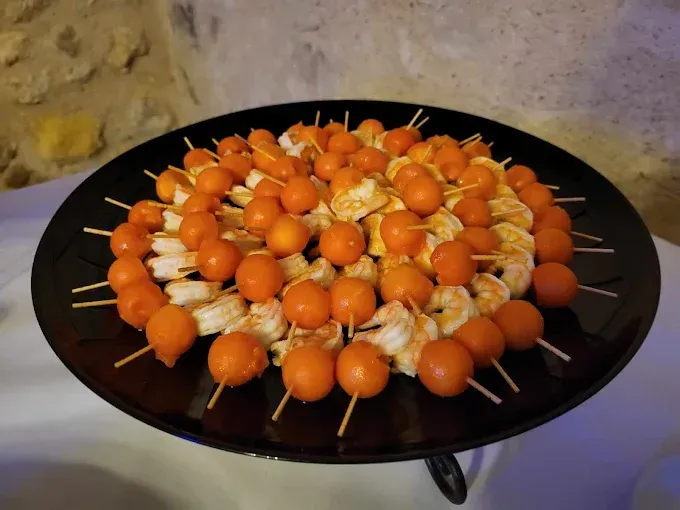 Brochettes de tomates et de crevettes