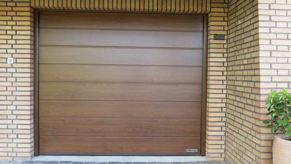 Hörmann Sektionaltor Decograin Dark Oak
