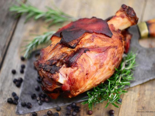 Fleisch auf Grill von Böhme Dirk