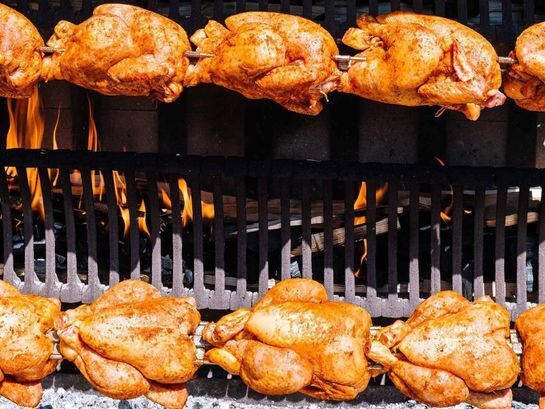 Buffet mit Fleisch von Böhme Dirk