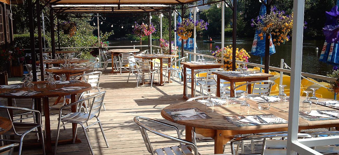 Au Fil De L'Eau, restaurant à