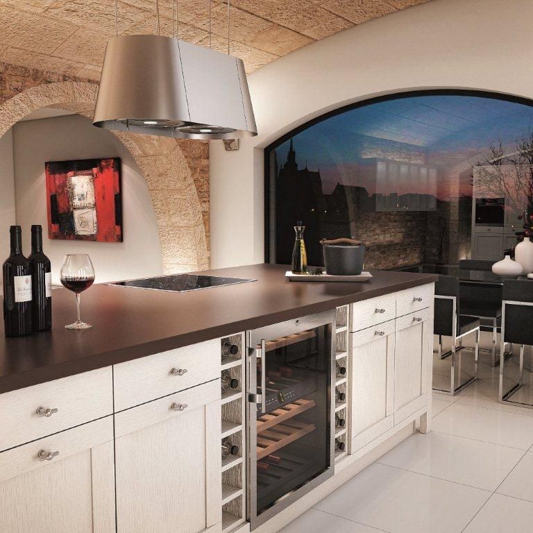 Modèle 3D d'une cuisine avec une cave à vin intégrée au meuble