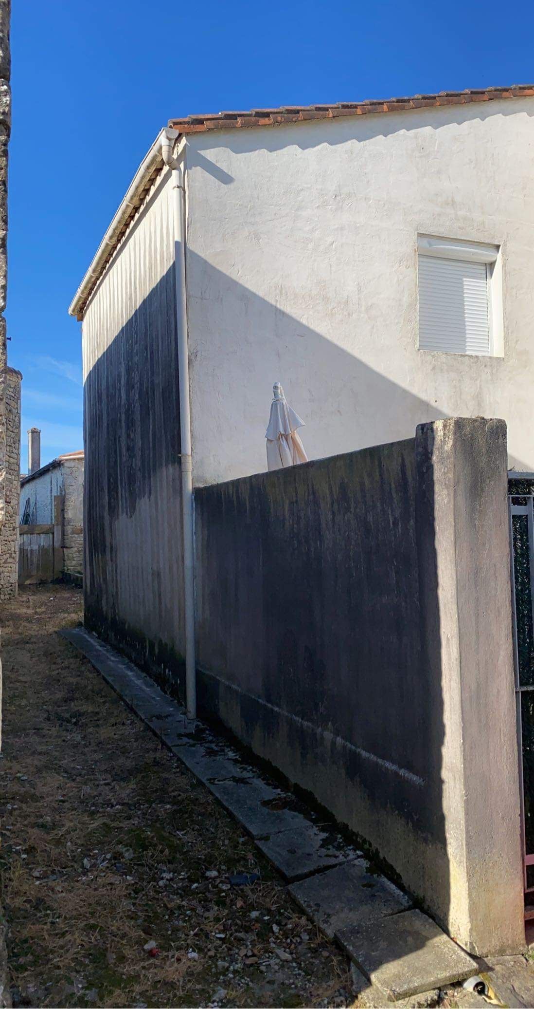 Façade en cours de nettoyage