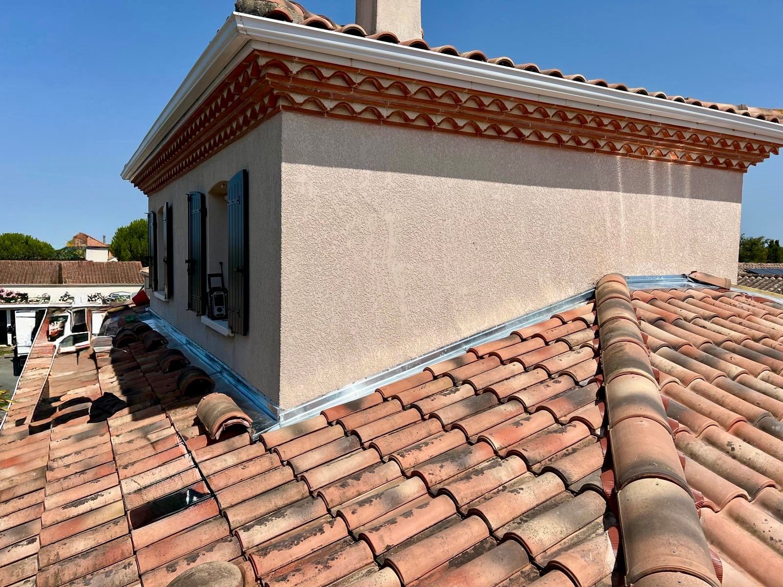 Finition et étanchéité en zinc