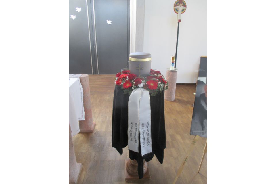 Urne der Armin Probst Bestattungen