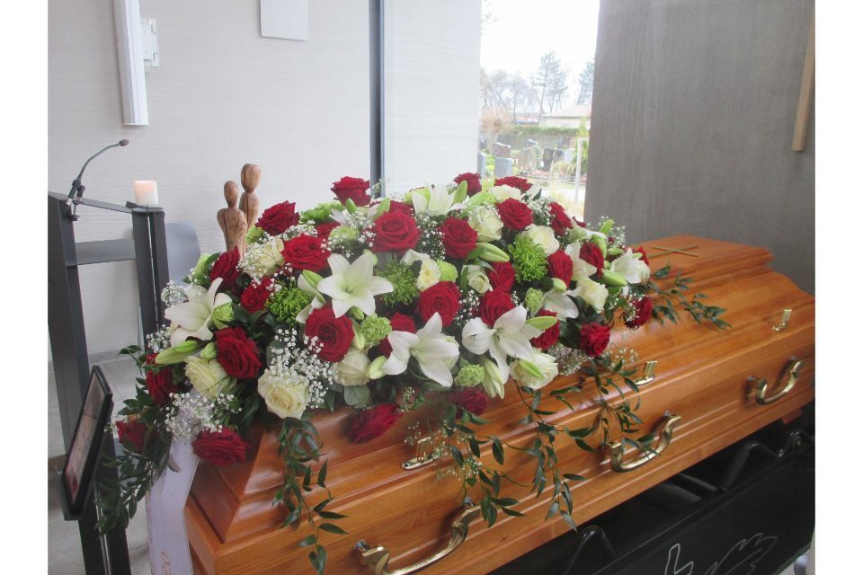 Sarg der Armin Probst Bestattungen