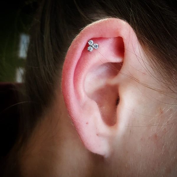 Piercing oreille Helix - 3 boules argent collées