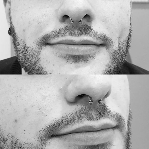 Piercing nez Septum- anneau argent sur un homme