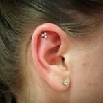 Piercing oreille Helix - 3 diamants argent