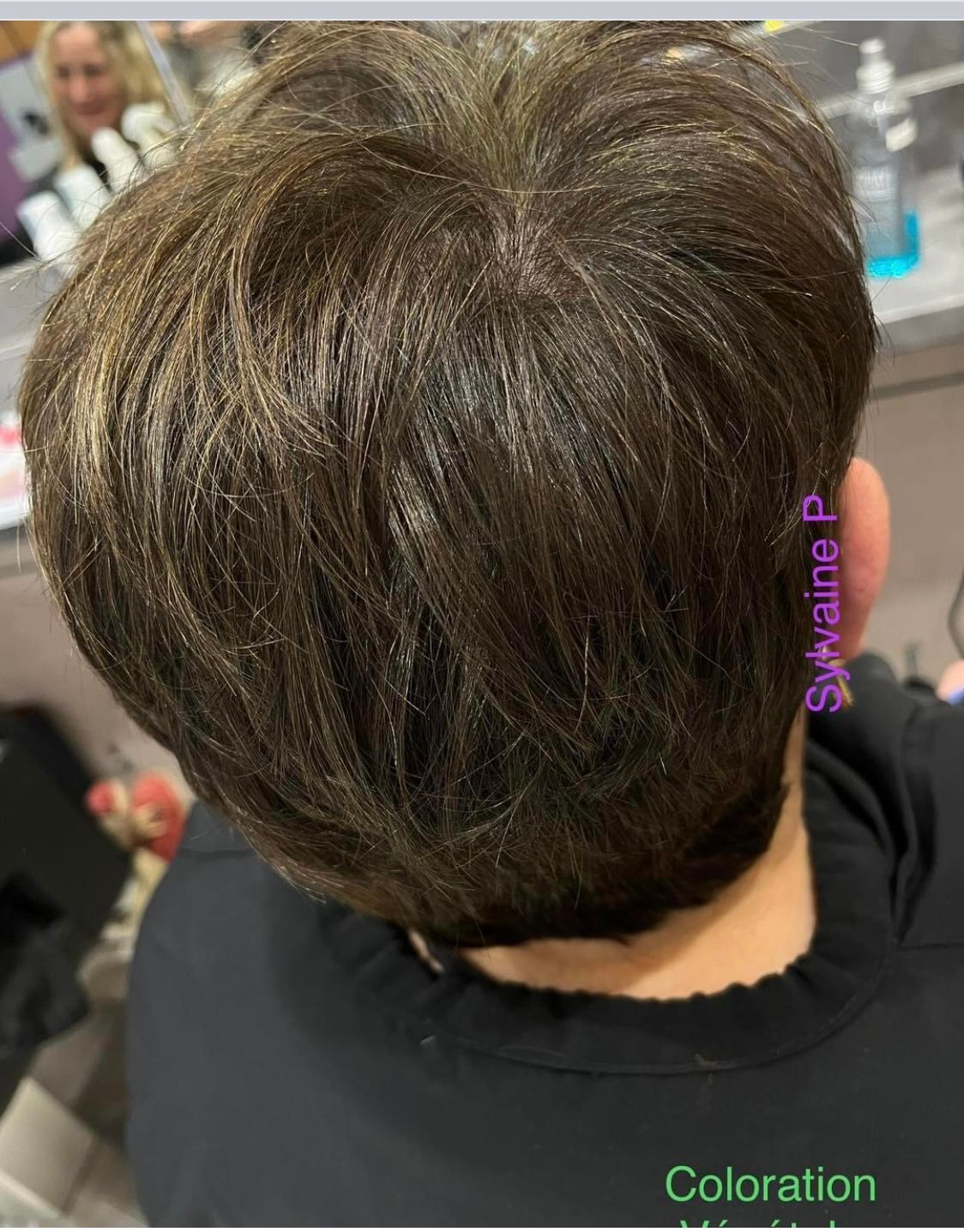 Coupe courte pour femme