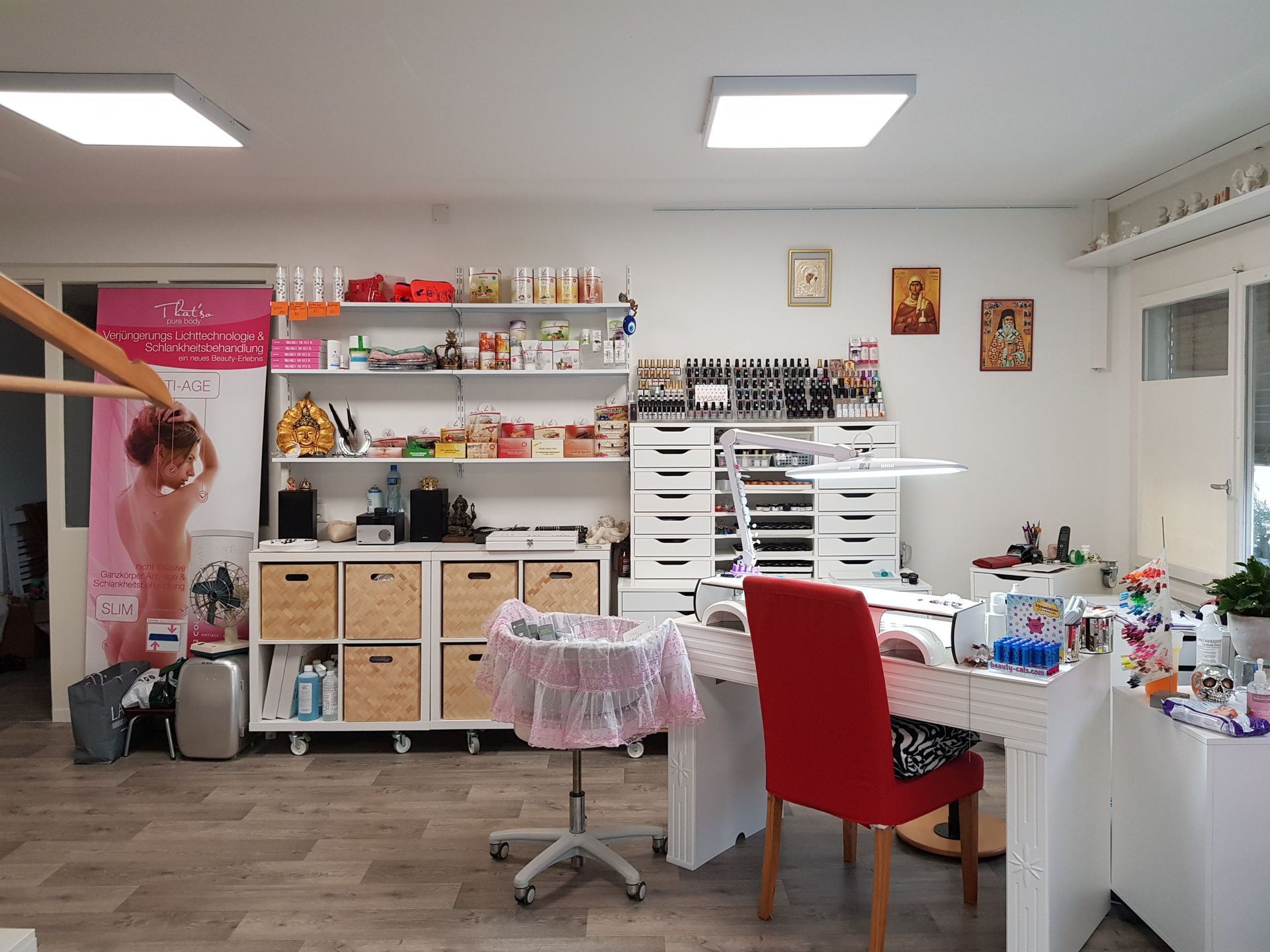 Nagelstudio - Diana's Nagel Service - Baar