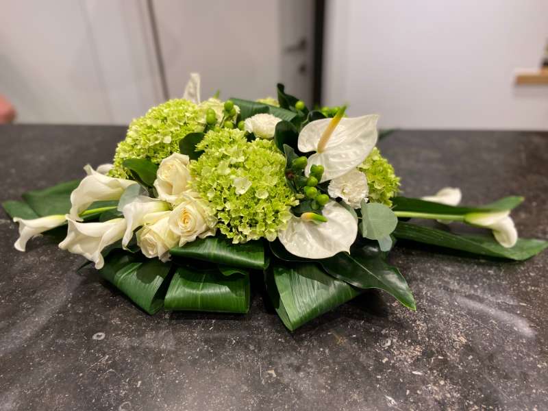 Bloemstuk wit, begrafenis