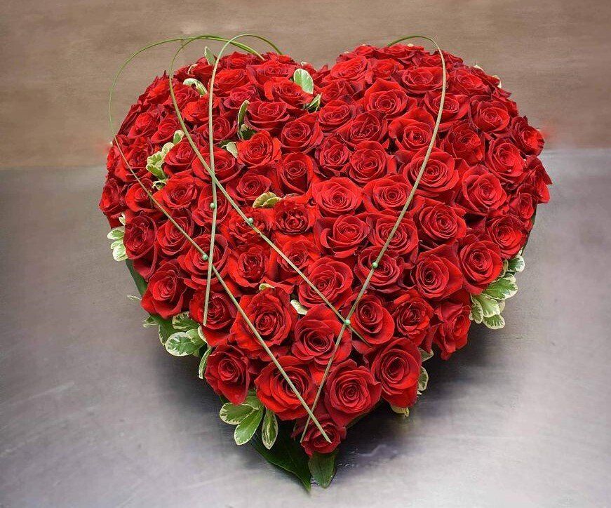 Cœur de roses rouges