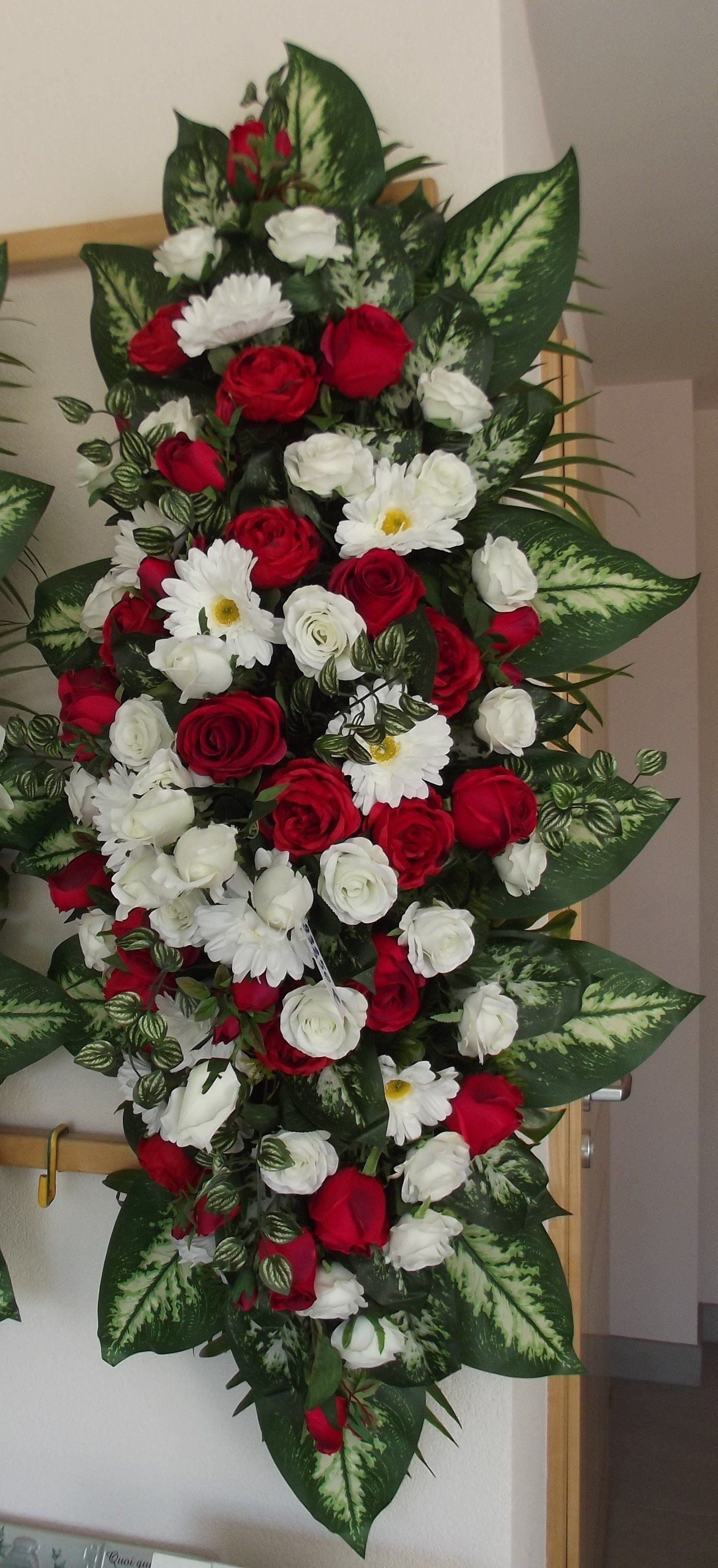 Articles funéraires dans la boutique Gruntz à Hésingue