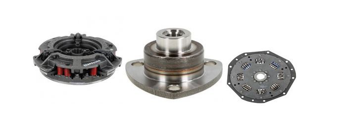 Auton kytkinsarjan osasarja, joka koostuu painelevystä, keskiöstä ja kytkinlevystä.