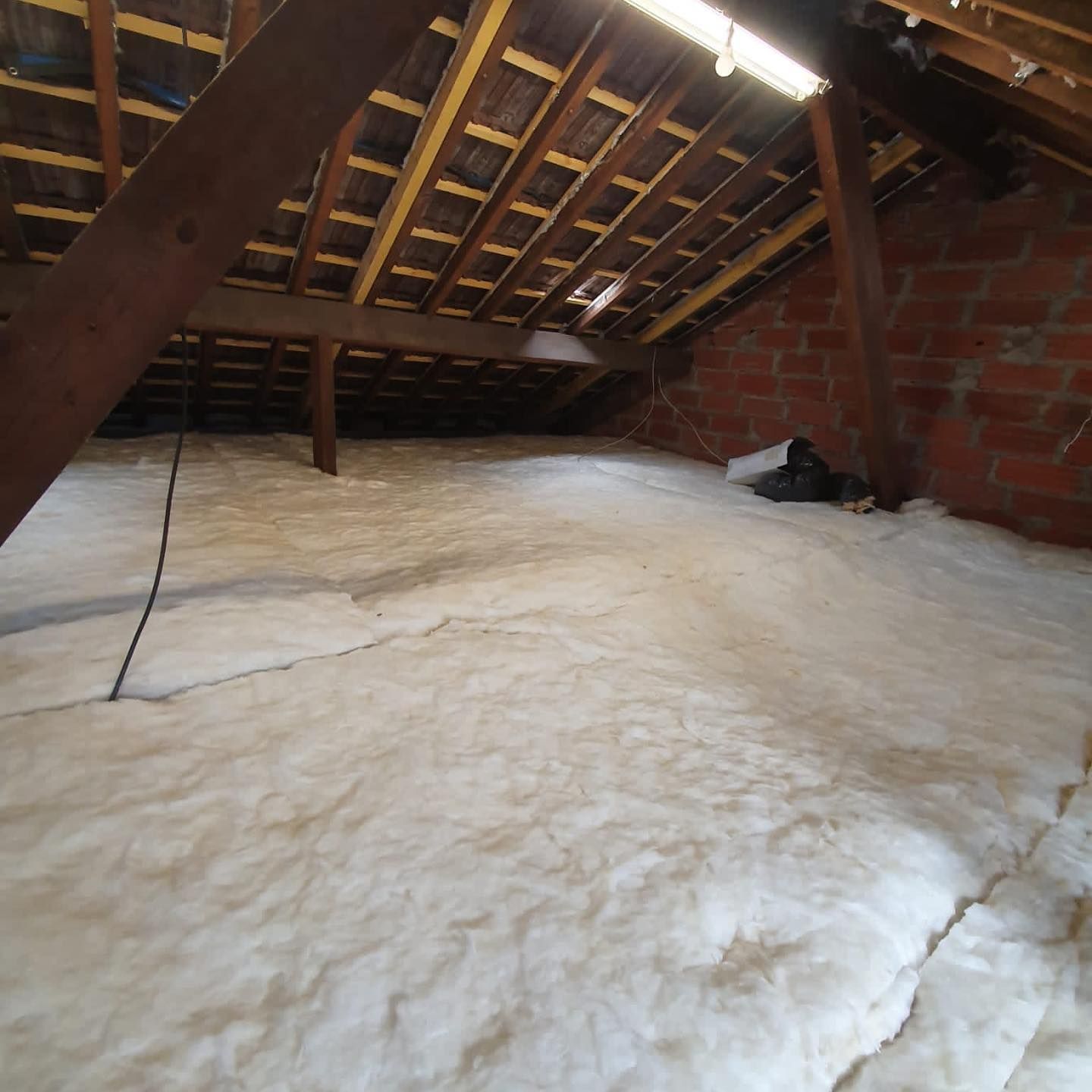 Isolation de comble par pulvérisation