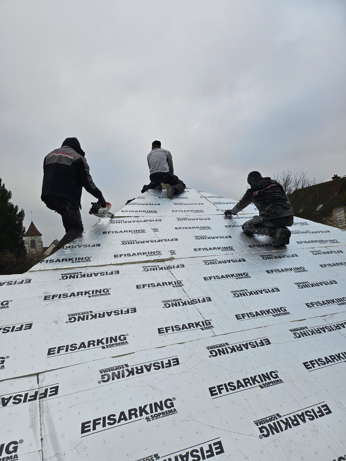 Sarking de la pointe d'un toit