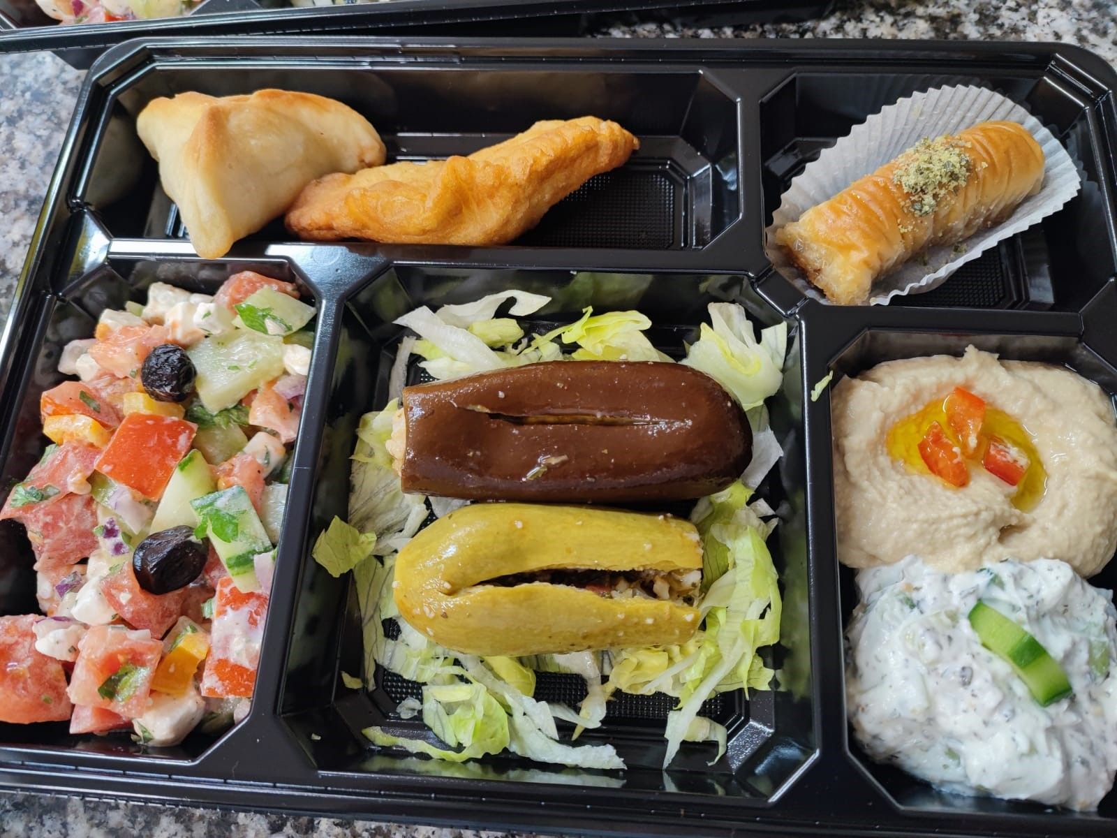 Bento de différents plats