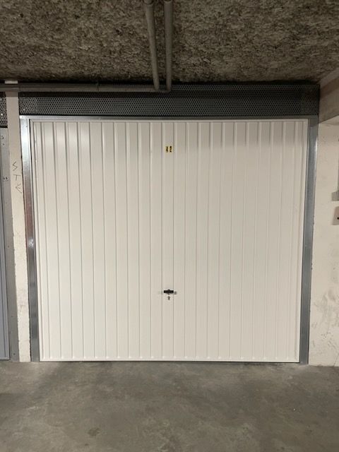 Porte de garage basculante