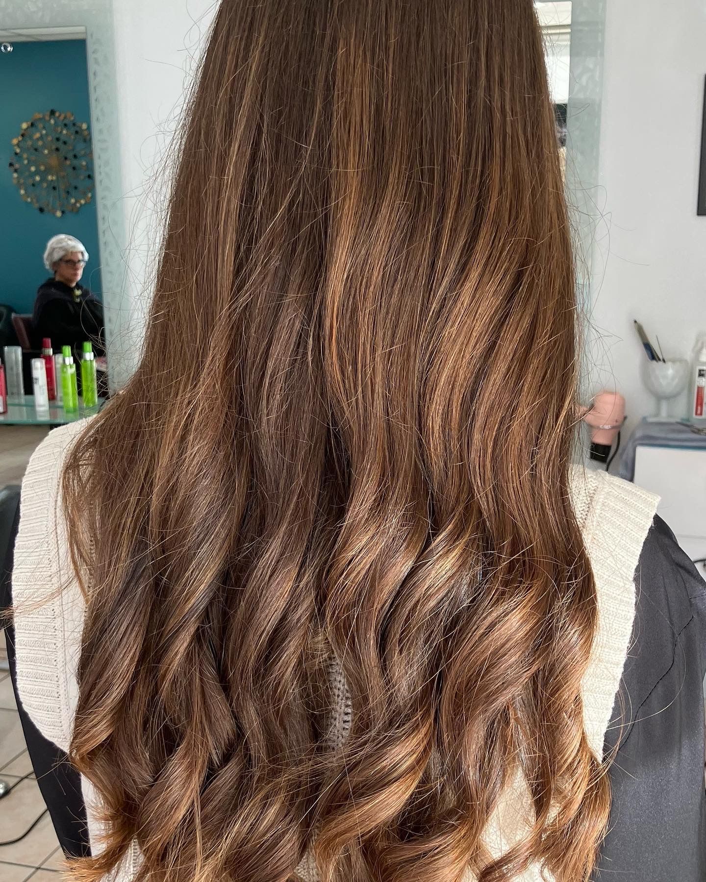 Balayage chatain proche