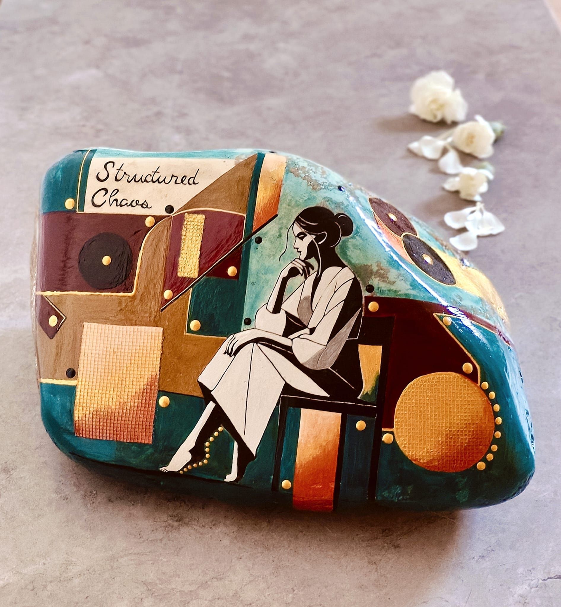 Bild vom Stein Structured Chaos