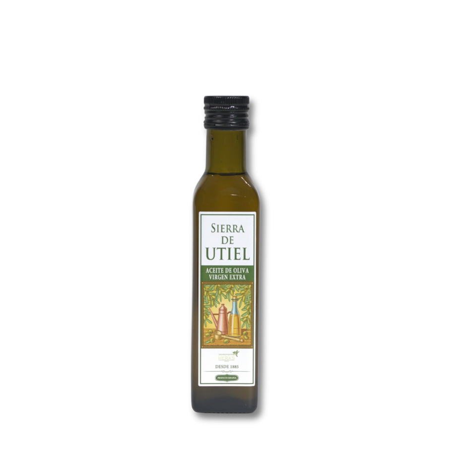 Botella de aceite de oliva Sierra de Utiel con etiqueta.