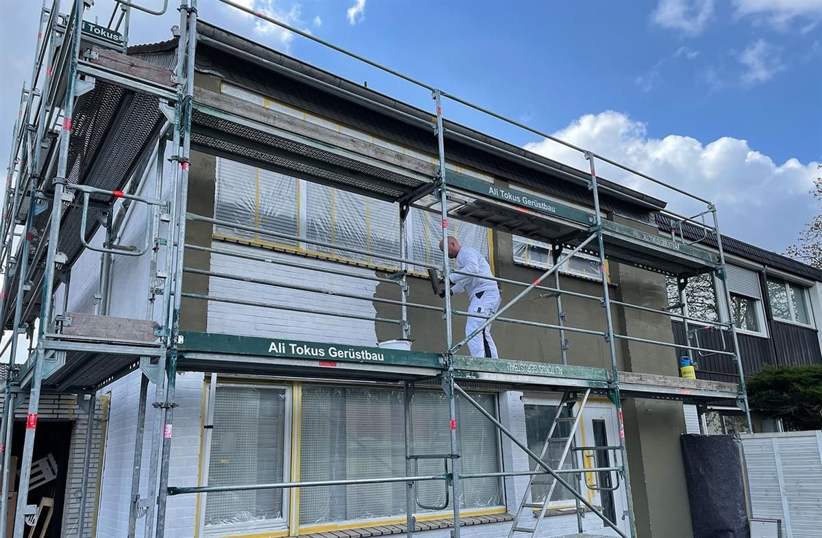 Fassadenarbeit an Altbau