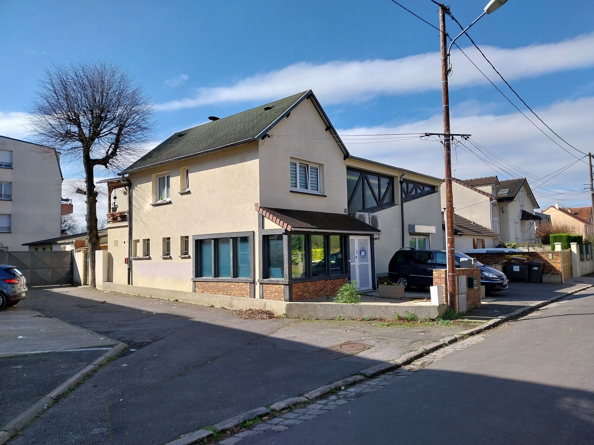 Squash et logement Ste Geneviève des Bois 91