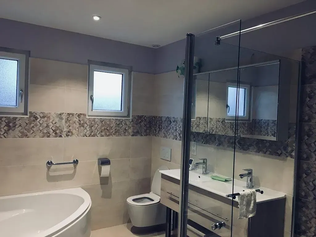 Salle de bain entièrement rénovée
