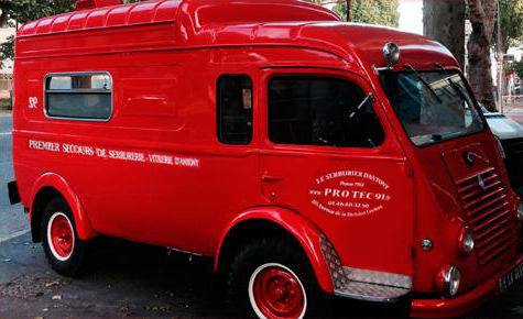 Protect 92 camion rouge