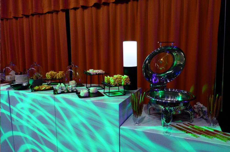 Décoration d'une table de buffet
