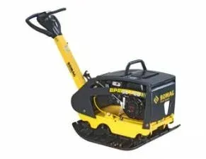 Plaque vibrante Bomag BPR 35/60 – Compactage 100–200 kg